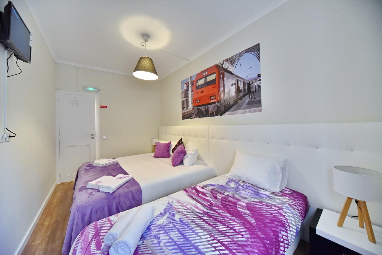 Train Lisbon Hostel Extérieur photo